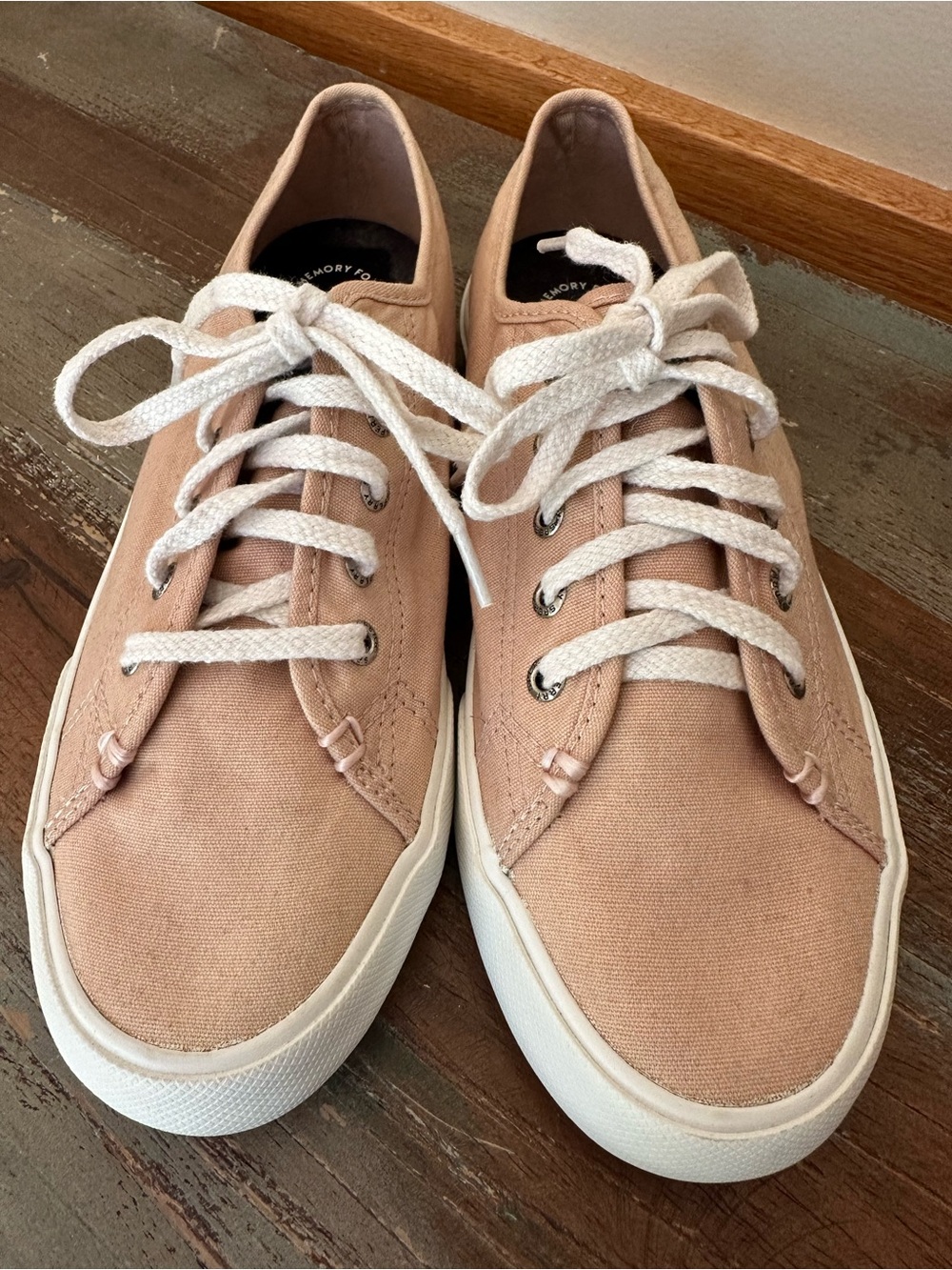 Sperry Top Siders Memory Foam NWOT salmon peach color tennis shoes sneaker